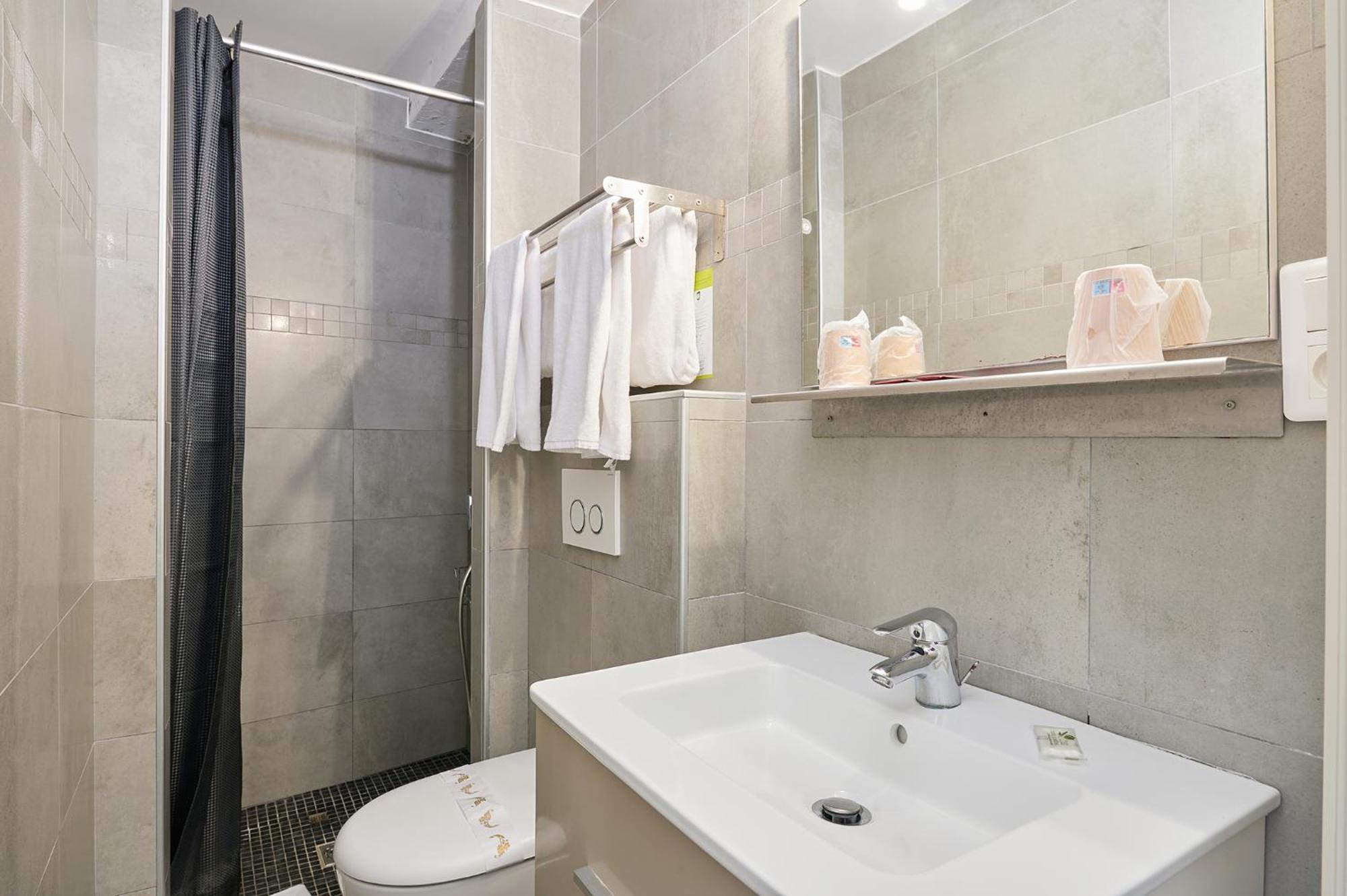 Hotel Triton Collioure Bagian luar foto